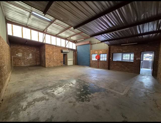 147M² WAREHOUSE TO LET IN WADEVILLE